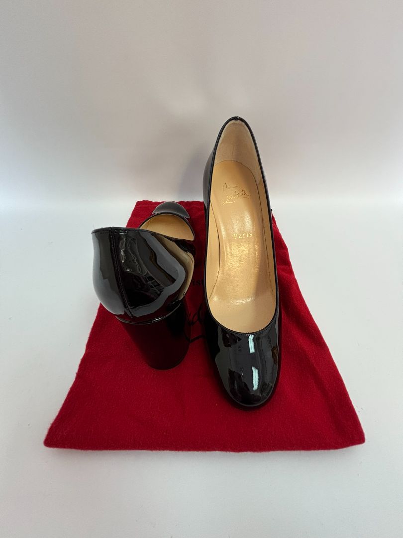 black patent Christian Louboutin patent heels, 39.5 EU