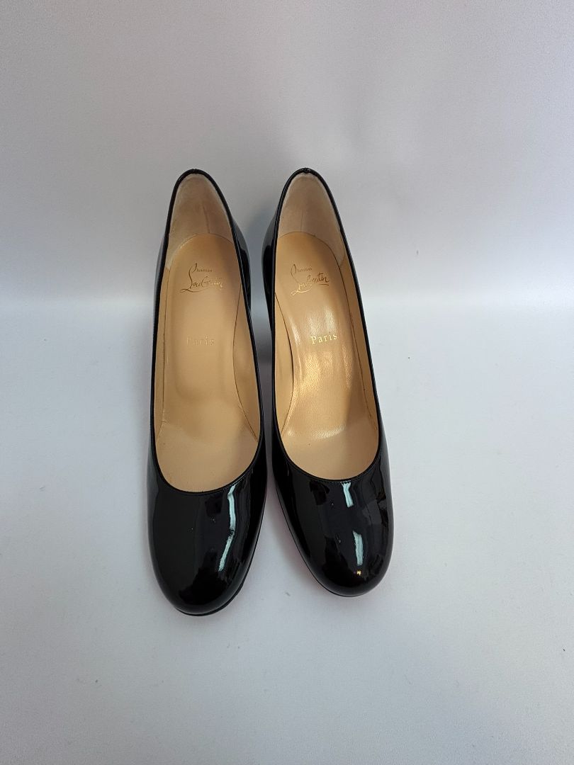 black patent Christian Louboutin patent heels, 39.5 EU
