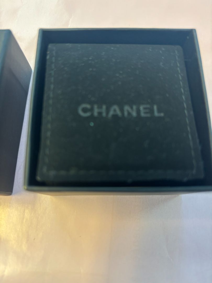 crystal and rhodium Chanel CC stud earrings, 0.5 x 1.0