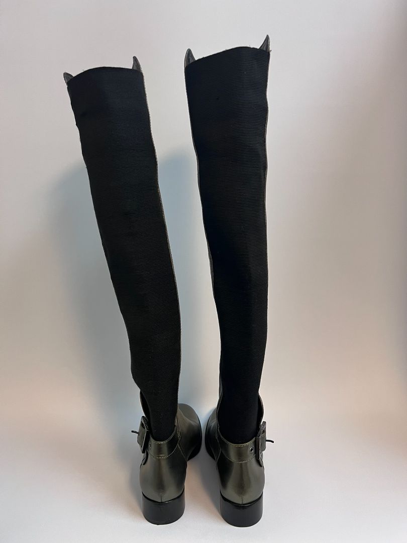 olive Tory Burch tall jack olive, 5.5 US