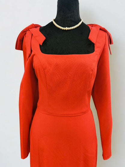 True scarlet red LEENA McDUGAL Structured Square-Neck Bow Gown
