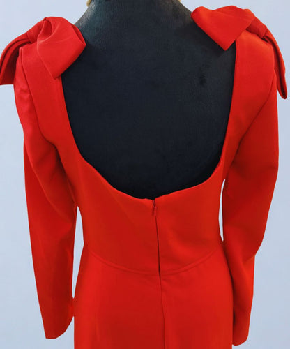 True scarlet red LEENA McDUGAL Structured Square-Neck Bow Gown