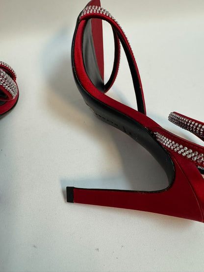 ruby red Natori strappy sandals, 7