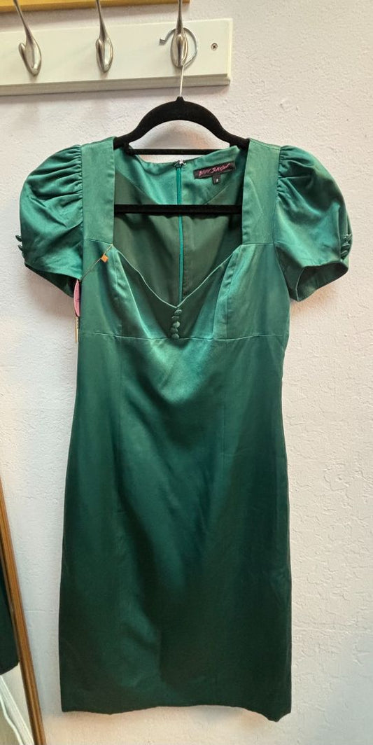 green Betsey Johnson A line dress, 2