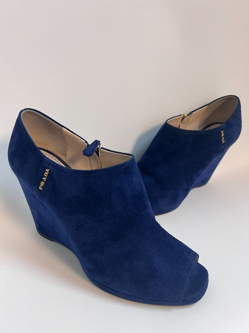 blue Prada wedge heels, 40 EU