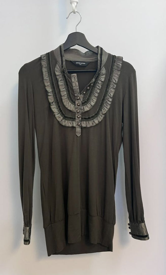 dark green Antoni + Autima buttoned long sleeve, one size