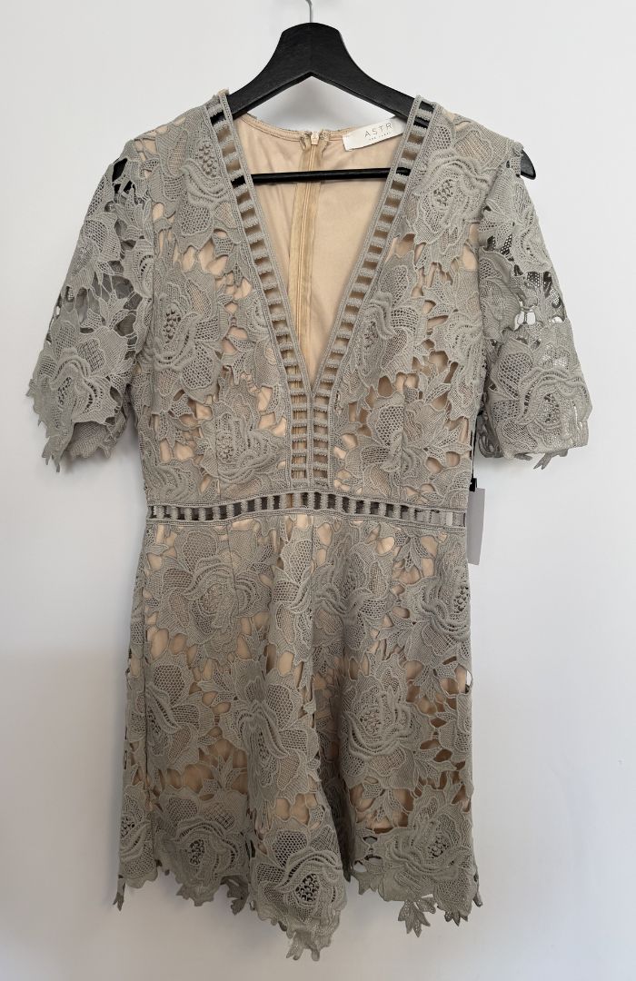 ASTR The Label Sage Grey Floral Lace Mini Dress M