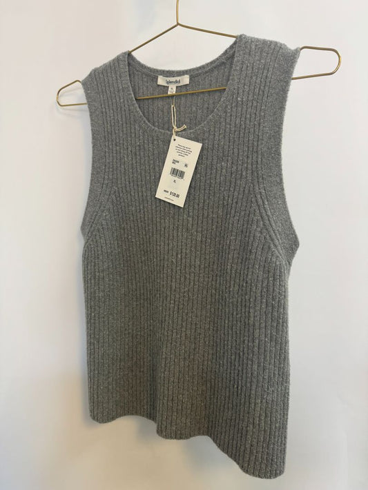 gray Splendid collection ophelia sweater tank, XL Length: 23 in Bust (flat): 18 in Waist (flat): 18 in Fit: Relaxed, slightly cropped boxy silhouette (note: measurements can be added more precisely once laid flat for listing)