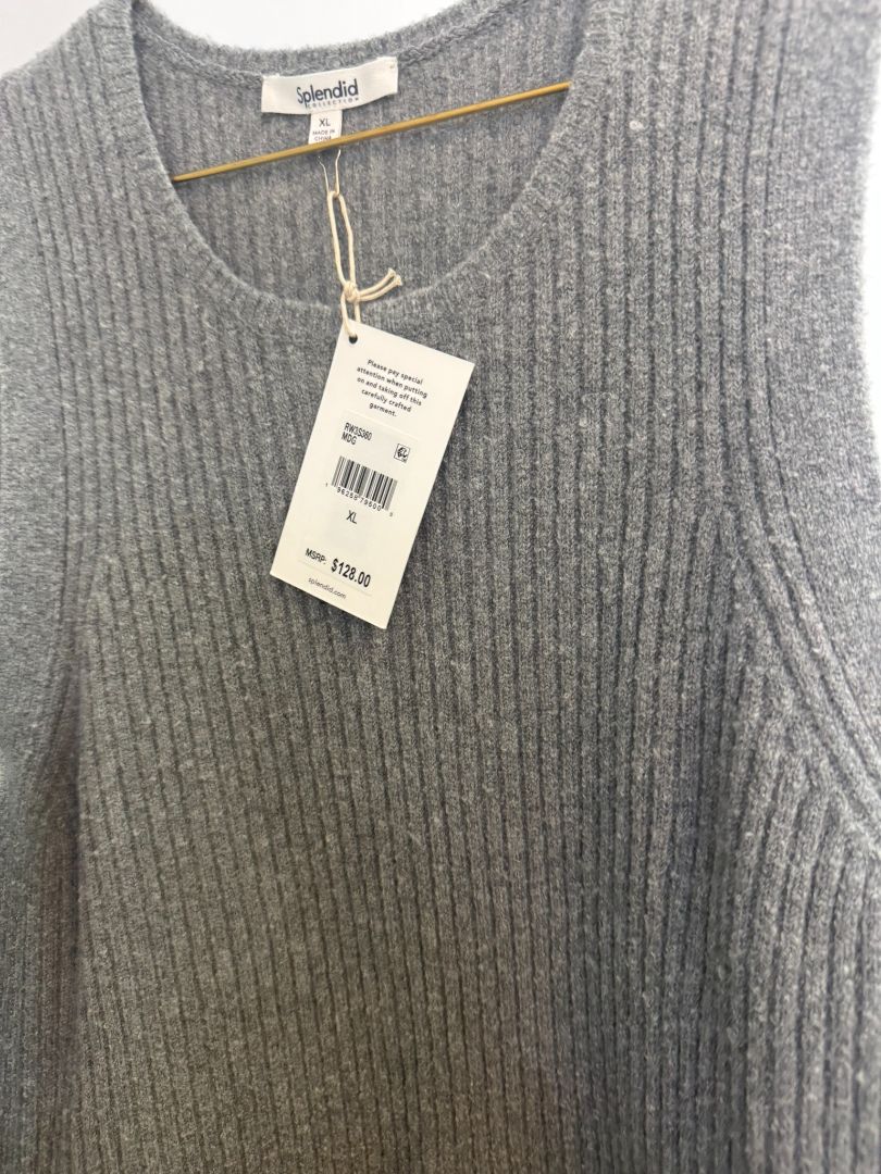 gray Splendid collection ophelia sweater tank, XL Length: 23 in Bust (flat): 18 in Waist (flat): 18 in Fit: Relaxed, slightly cropped boxy silhouette (note: measurements can be added more precisely once laid flat for listing)