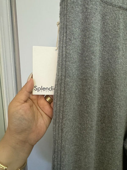 gray Splendid collection Ophelia sweater pants, XLWaist (unstretched): 15 in (elastic waistband) Hip: 20 in (flat) Inseam: 30 in Rise: 11.5 in Length (Total): 41 in Leg Opening: 10.5 in