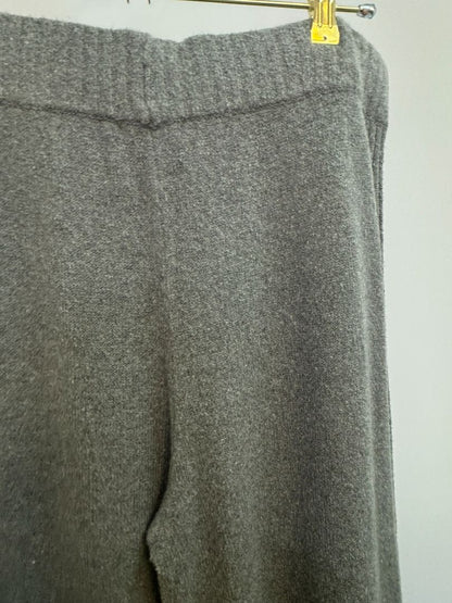 gray Splendid collection Ophelia sweater pants, XLWaist (unstretched): 15 in (elastic waistband) Hip: 20 in (flat) Inseam: 30 in Rise: 11.5 in Length (Total): 41 in Leg Opening: 10.5 in