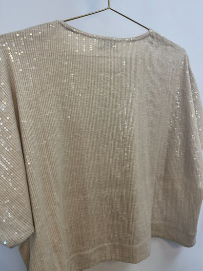 CHAMPAGNE FRNCH Paris Women's plus size contemporary, Length: Approx. 21 in Bust: Approx. 22 in (pit to pit) Sleeve Length: 11 in (from neckline)