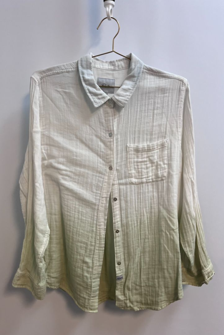 white mutli Rails button up, XL