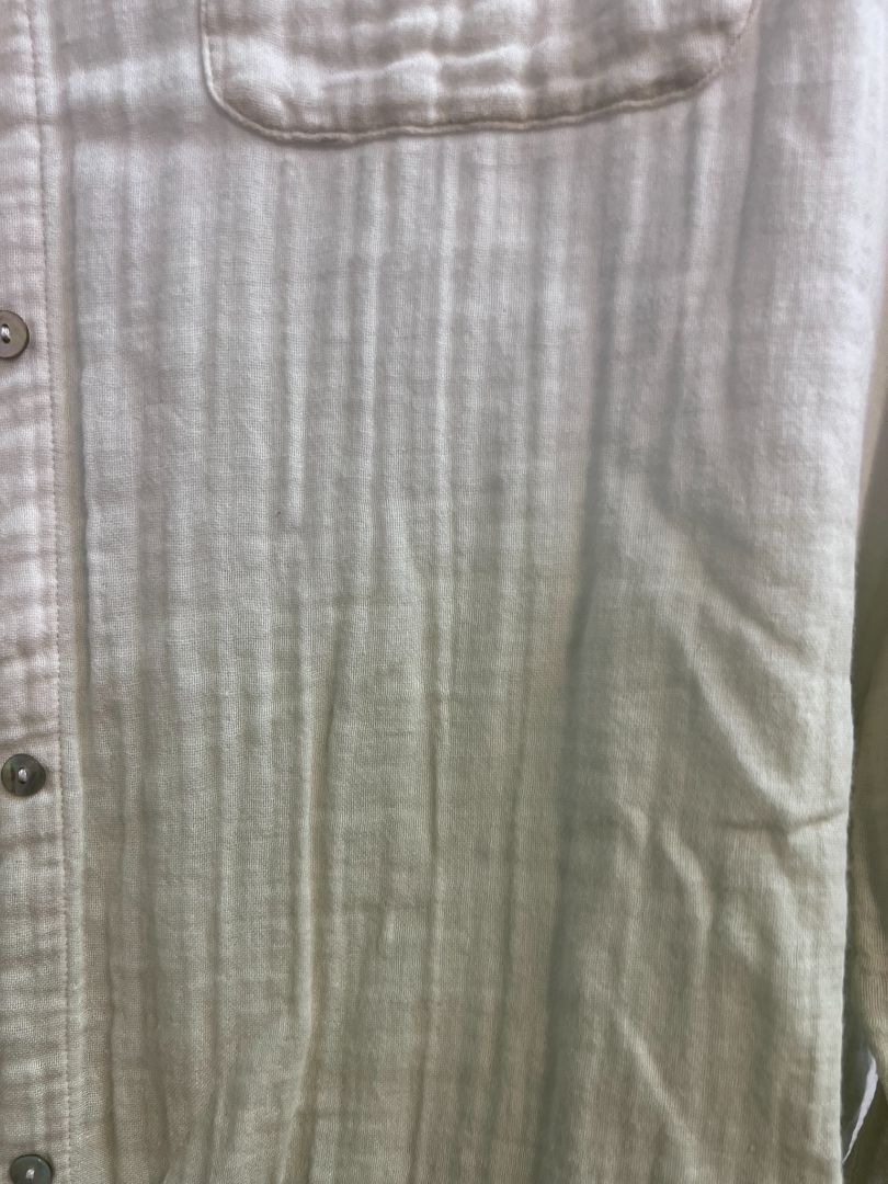 white mutli Rails button up, XL