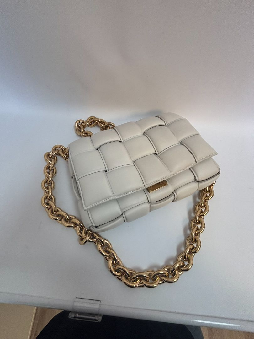 chalk Bottega Veneta padded woven cassette design Daniel Lee, Width: ~9.5 inches (24 cm) Height: ~7 inches (18 cm) Depth: ~2 inches (5 cm) Top Handle Drop: ~5 inches (13 cm) Shoulder Strap Drop: ~18 inches (46 cm)