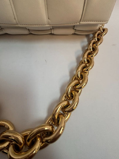 chalk Bottega Veneta padded woven cassette design Daniel Lee, Width: ~9.5 inches (24 cm) Height: ~7 inches (18 cm) Depth: ~2 inches (5 cm) Top Handle Drop: ~5 inches (13 cm) Shoulder Strap Drop: ~18 inches (46 cm)