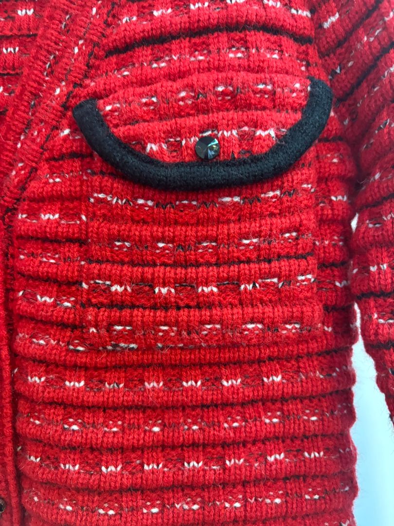 red and black Wild Shadow Fairyland cropped sweater, 4S