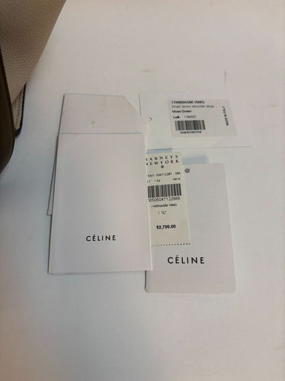 olive khaki green Celine Trapeze Phoebe Philo, Width (at base): 12 in (30.5 cm) Height: 9.5 in (24 cm) Depth: 7 in (17.8 cm) Wingspan (with flaps out): Up to 20 in (51 cm) Handle Drop: 4 in (10 cm) Strap Drop: ~14 in (adjustable)