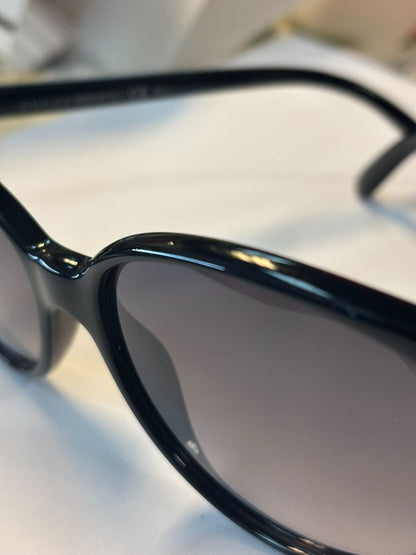 black Gucci round eye, OS