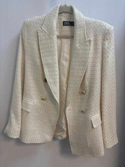 white ZARA blazer, M