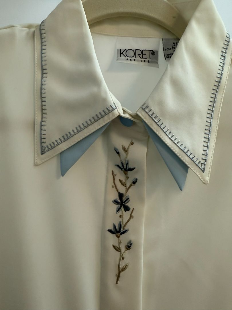 white & blue Koret Petites button up, 10