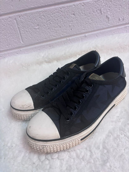 Valentino Black Canvas Rockstud Sneaker 40