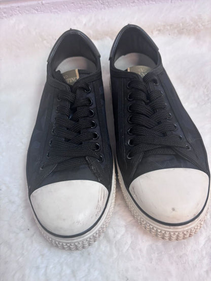 Valentino Black Canvas Rockstud Sneaker 40