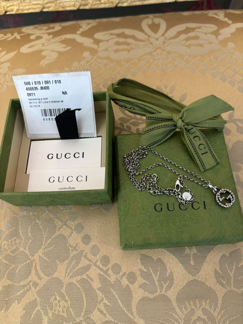 925 sterling silver Gucci interlocking necklace, 10 in