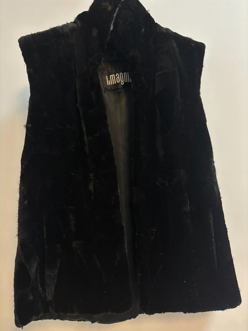 black I.Magnin mink vest, s/m