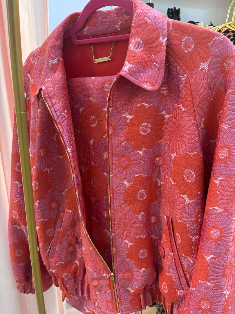 pink and coral Trina Turk jacquard set, M