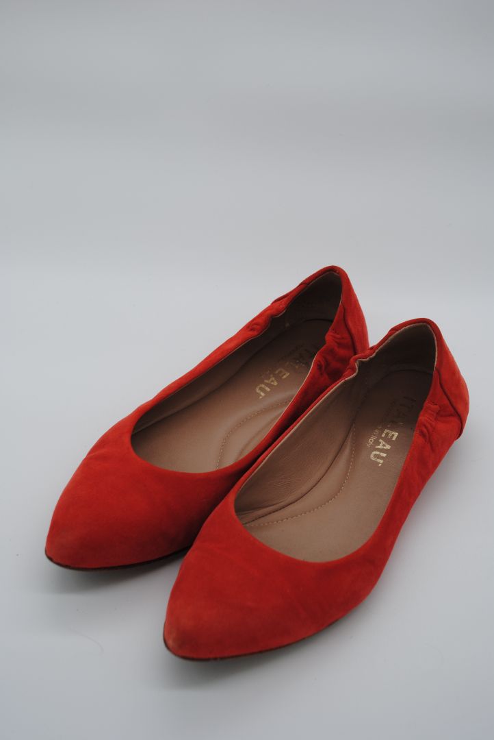 Side view of Coralo Italeau ballet flats with flexible sole