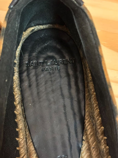 Saint Laurent slip-on sneakers in brown multi cheetah print with low-top silhouette, size 6