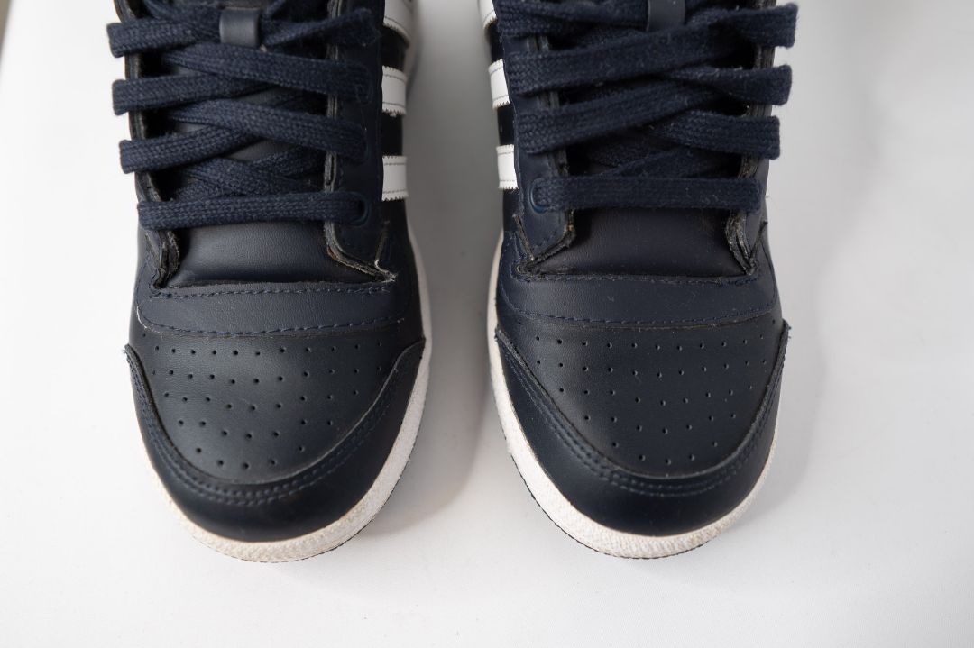 blue navy Adidas high top sneakers, 5W