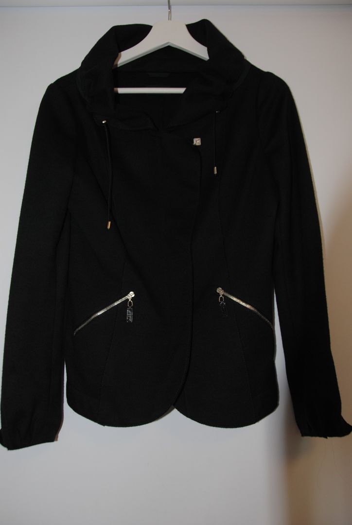 NA zippered jacket