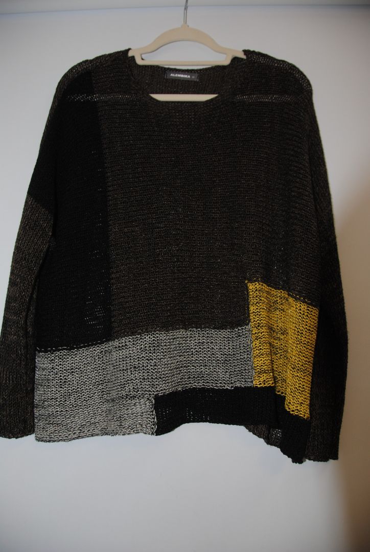 Alembika sweater